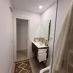 شقة 1 Bedroom Urban Hideaway