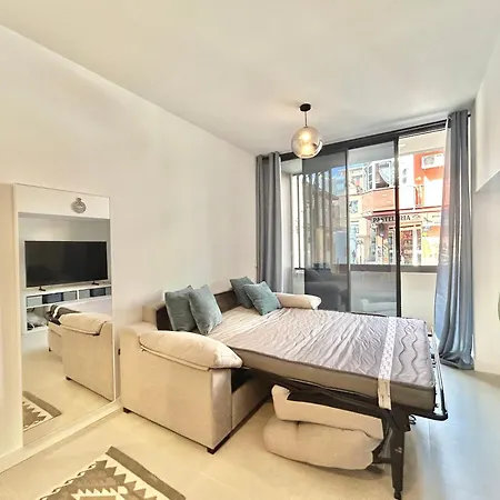 1 Bedroom Urban Hideaway アパート