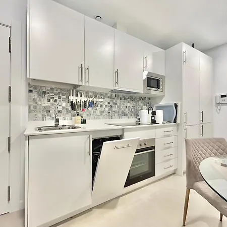 1 Bedroom Urban Hideaway アパート