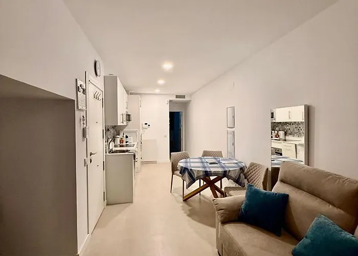 Apartment Fuengirola 1 Bedroom Urban Hideaway *