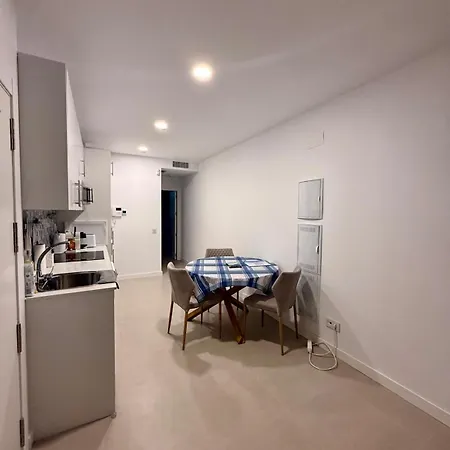 Fuengirola 1 Bedroom Urban Hideaway Daire Fuengirola